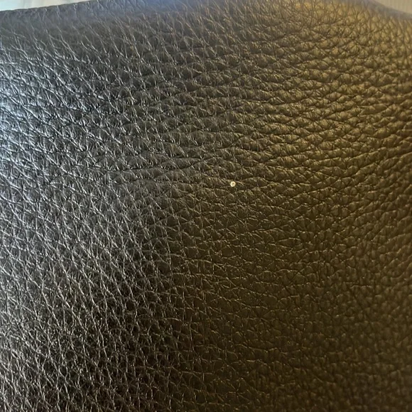 VINCE CAMUTO BARNA LEATHER SADDLE BAG BLACK WITH GOLD TONE HARDWARE - Picture 15 of 16